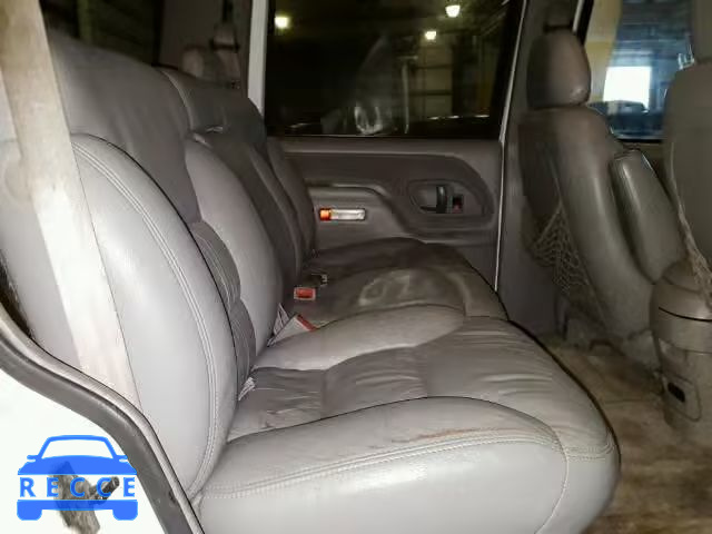 1999 CHEVROLET TAHOE K150 1GNEK13R6XJ327773 image 5