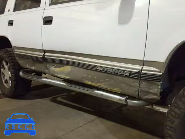 1999 CHEVROLET TAHOE K150 1GNEK13R6XJ327773 image 8