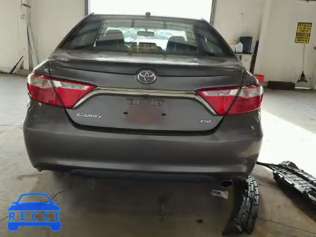 2016 TOYOTA CAMRY LE/X 4T1BF1FK8GU515767 image 9