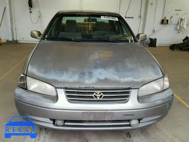 1997 TOYOTA CAMRY LE/X JT2BG22K9V0080610 зображення 9