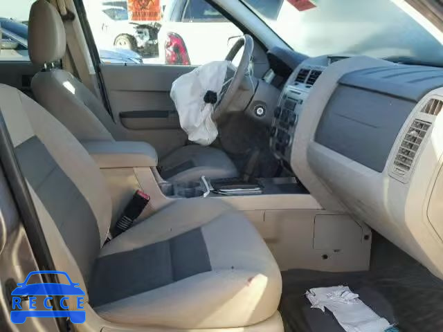 2008 FORD ESCAPE XLT 1FMCU93138KA95143 image 4