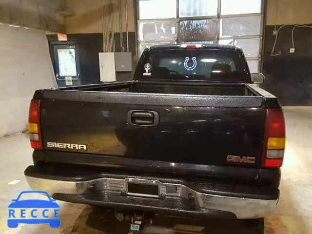 2002 GMC SIERRA K15 1GTEK14TX2Z308673 Bild 5