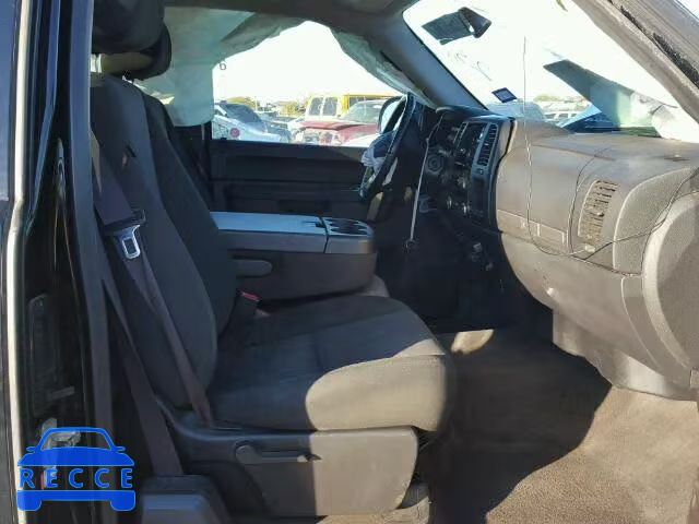 2010 GMC SIERRA K15 1GTSKVE35AZ101695 image 4