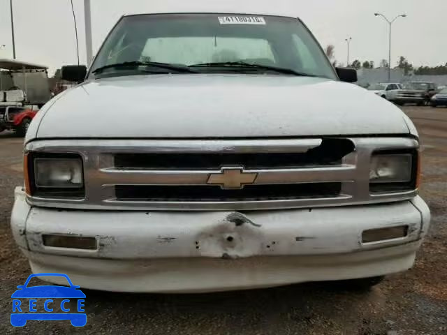 1997 CHEVROLET S10 1GCCS19X6V8120374 image 8