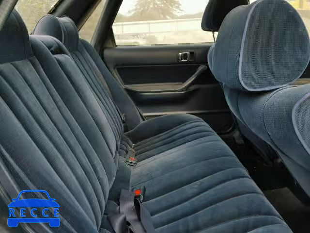 1989 TOYOTA CAMRY LE JT2VV22E5K0065935 image 5