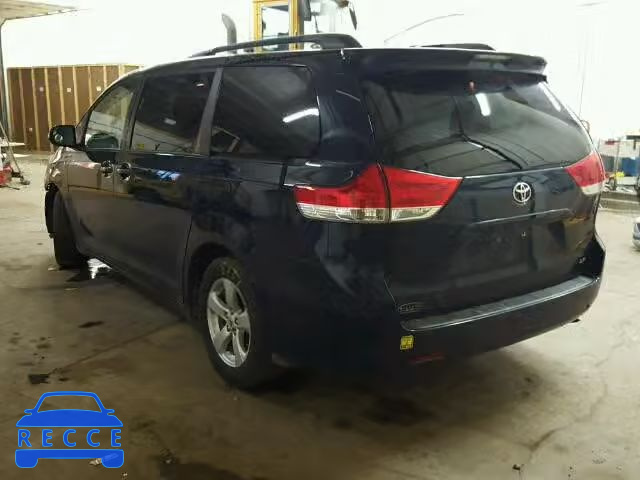 2011 TOYOTA SIENNA LE 5TDKK3DC3BS038377 image 2