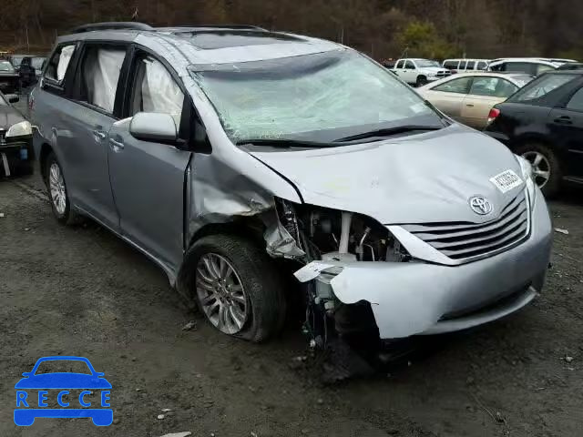 2015 TOYOTA SIENNA XLE 5TDYK3DC2FS587441 image 0