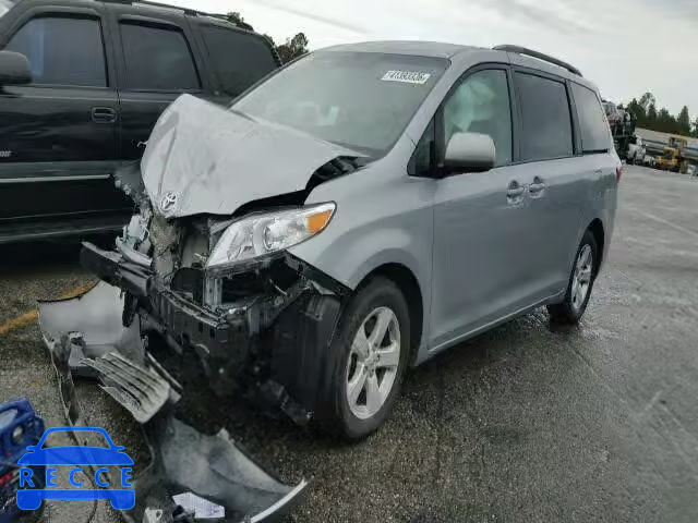 2015 TOYOTA SIENNA LE 5TDKK3DC5FS607705 зображення 1