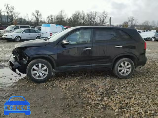 2013 KIA SORENTO LX 5XYKT3A17DG395626 image 9