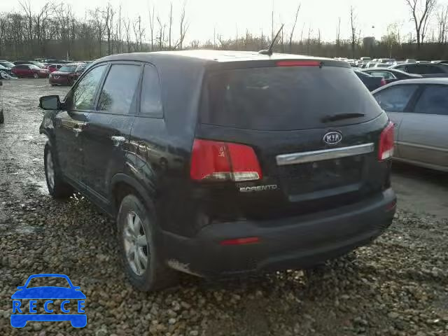 2013 KIA SORENTO LX 5XYKT3A17DG395626 image 2