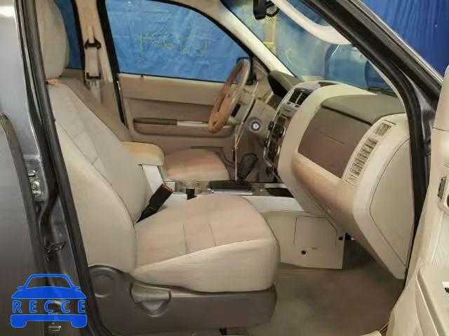 2011 FORD ESCAPE XLT 1FMCU9D75BKB21705 image 4