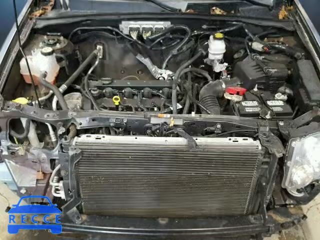 2011 FORD ESCAPE XLT 1FMCU9D75BKB21705 image 6