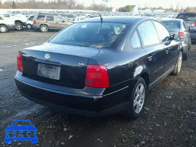 2000 VOLKSWAGEN PASSAT GLX WVWPD23B5YE126087 Bild 3