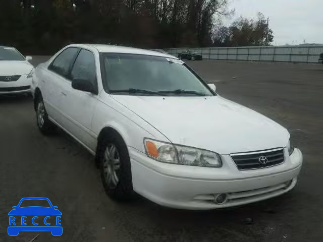 2000 TOYOTA CAMRY CE/L JT2BG22K6Y0526345 Bild 0