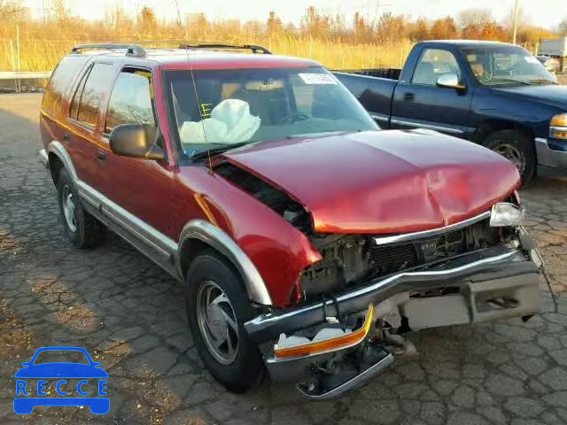 1998 CHEVROLET BLAZER 1GNDT13W8W2204578 image 0