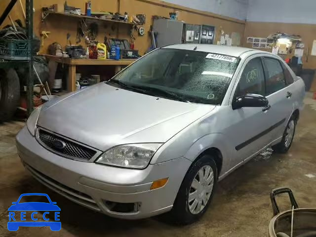 2006 FORD FOCUS ZX4 1FAFP34NX6W252542 image 1