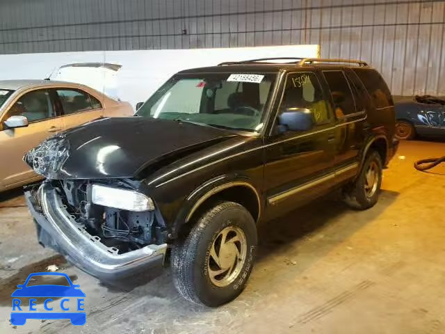 2001 CHEVROLET BLAZER 1GNDT13W712174112 image 1