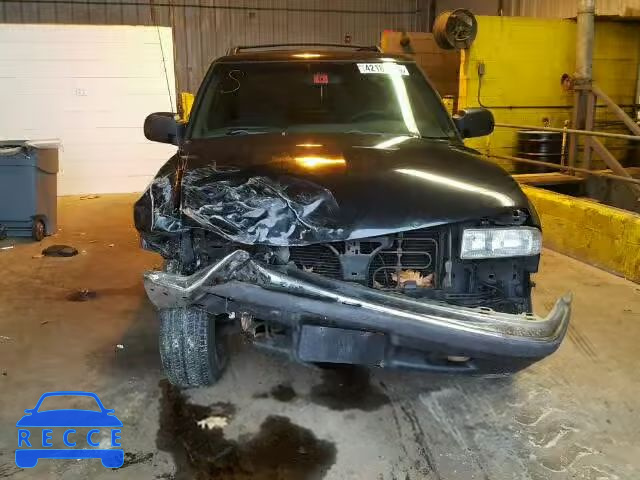 2001 CHEVROLET BLAZER 1GNDT13W712174112 Bild 8