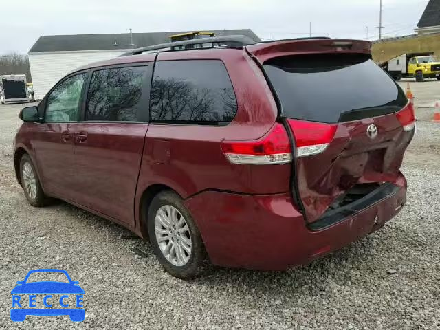 2014 TOYOTA SIENNA XLE 5TDYK3DC2ES473163 зображення 2