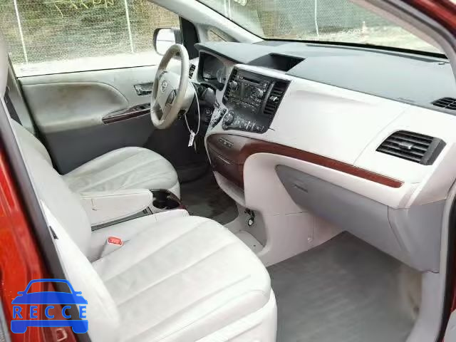 2014 TOYOTA SIENNA XLE 5TDYK3DC2ES473163 зображення 4