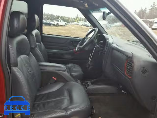 1998 CHEVROLET BLAZER 1GNDT13W8W2113505 image 4