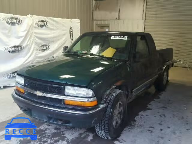 2002 CHEVROLET S10 1GCDT19WX28180386 image 1