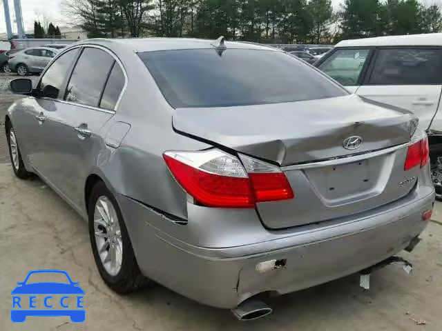 2011 HYUNDAI GENESIS KMHGC4DE3BU131403 image 2