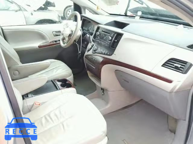 2011 TOYOTA SIENNA XLE 5TDYK3DC6BS167918 зображення 4