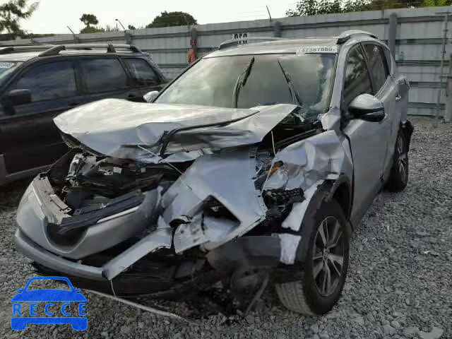 2016 TOYOTA RAV4 XLE 2T3WFREV4GW305654 Bild 1