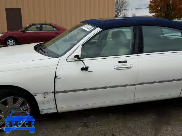 2003 LINCOLN TOWN CAR C 1LNHM83W23Y625393 Bild 9