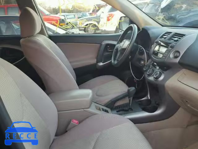 2008 TOYOTA RAV4 JTMBD33V586086999 image 4