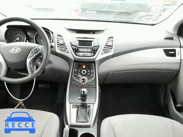 2016 HYUNDAI ELANTRA SE 5NPDH4AE3GH711295 зображення 8