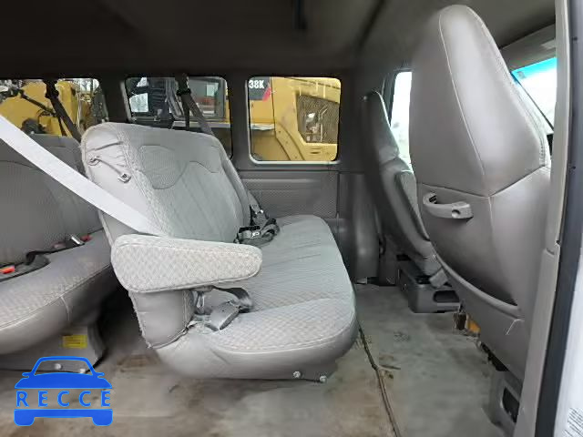 2000 CHEVROLET EXPRESS G3 1GAHG39R1Y1201731 image 5