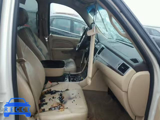 2011 CADILLAC ESCALADE E 1GYS4JEFXBR275268 image 4
