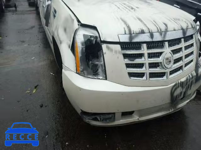 2011 CADILLAC ESCALADE E 1GYS4JEFXBR275268 image 8