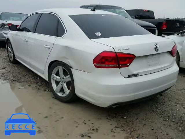 2015 VOLKSWAGEN PASSAT S 1VWAS7A31FC113718 image 2