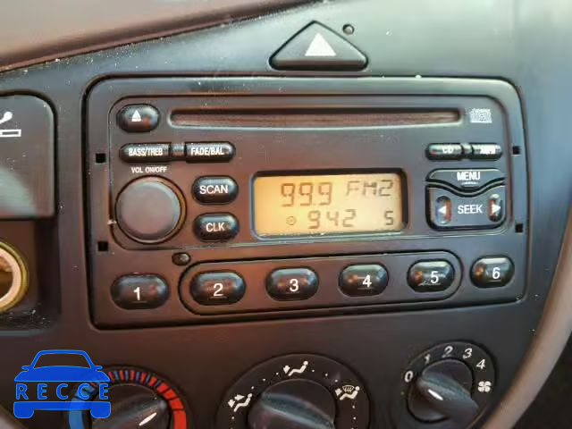 2000 FORD FOCUS SE/S 1FAFP3431YW266069 Bild 9