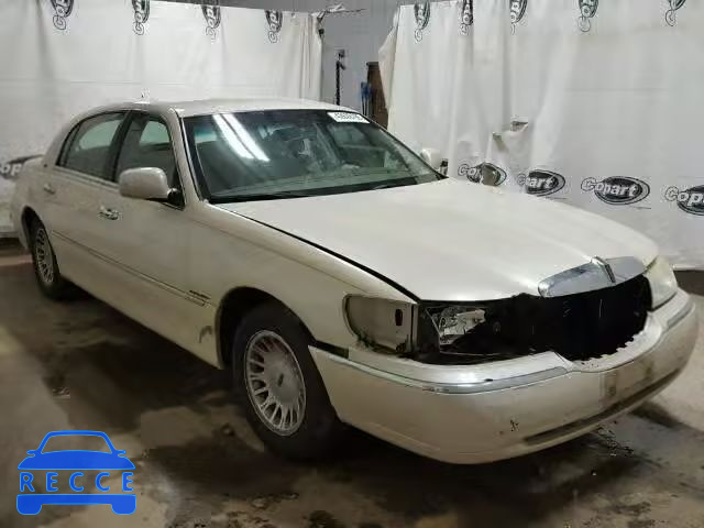 2002 LINCOLN TOWN CAR C 1LNHM83WX2Y637628 image 0