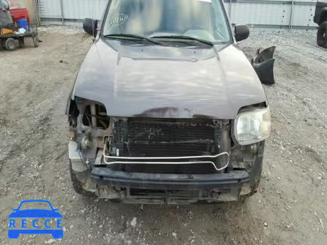 2004 FORD ESCAPE XLT 1FMYU93144KB24634 image 8