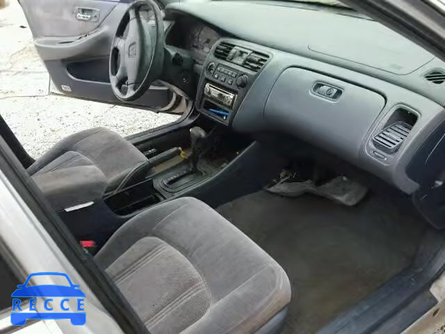 2000 HONDA ACCORD LX 1HGCG5649YA001798 image 4