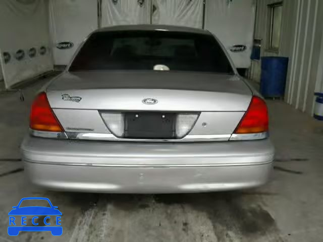 2003 FORD CROWN VICT 2FAFP74W53X209050 image 8