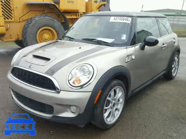 2007 MINI COOPER S WMWMF73507TT81726 image 1