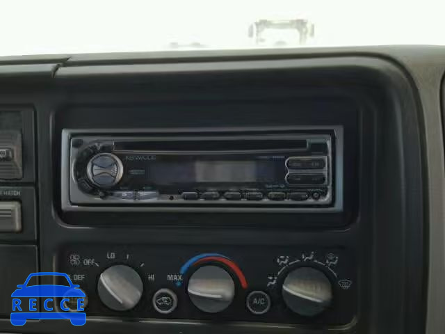 1997 CHEVROLET TAHOE K150 1GNEK13RXVJ432409 image 8