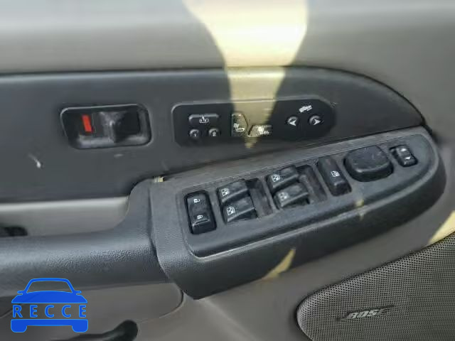 2003 CHEVROLET TAHOE K150 1GNEK13Z73R121888 image 9