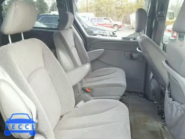 2004 CHRYSLER Town and Country 2C4GP44R64R593790 image 5