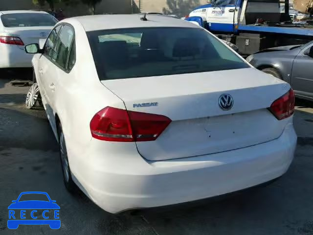 2014 VOLKSWAGEN PASSAT S 1VWAT7A3XEC052154 image 2