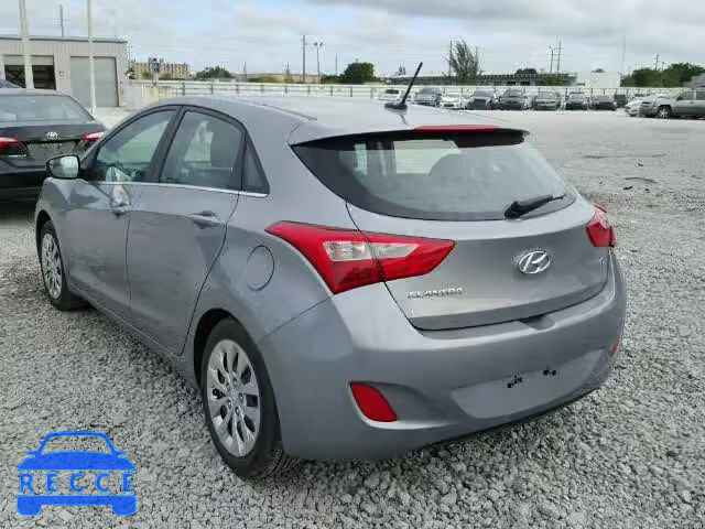 2016 HYUNDAI ELANTRA GT KMHD35LH2GU261975 зображення 2