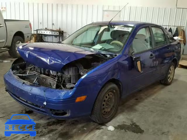 2005 FORD FOCUS ZX4 1FAFP34N85W253364 image 1