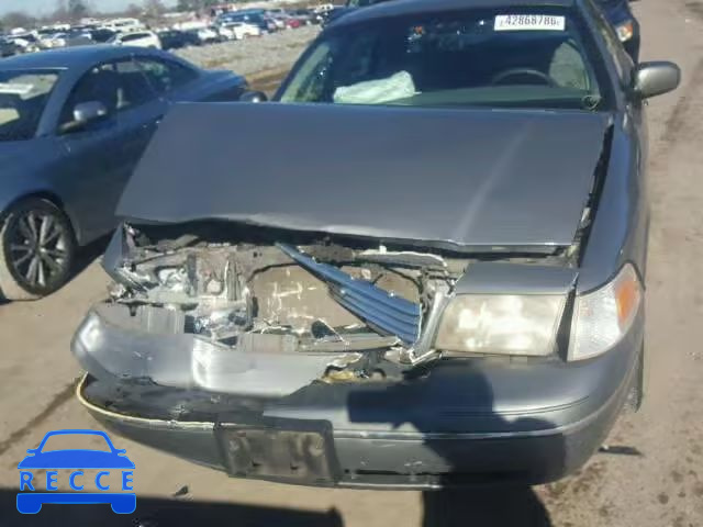1999 FORD CROWN VICT 2FAFP74WXXX211687 image 6