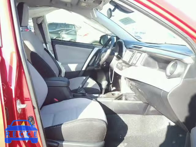 2016 TOYOTA RAV4 XLE JTMWFREV7GJ082346 image 4